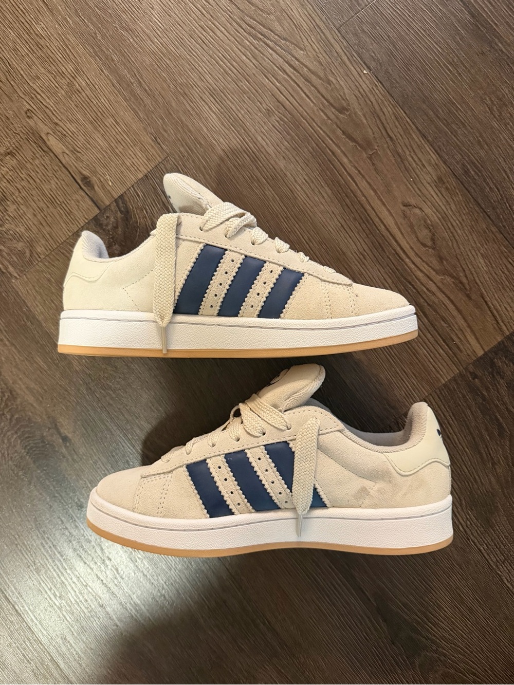 Adidas Campus Beige/Navy Sneakers
